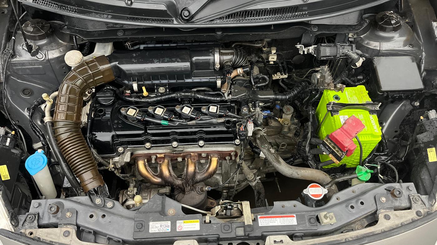 2018 Maruti Swift VXI, Petrol, Manual, 49,784 km, Engine View