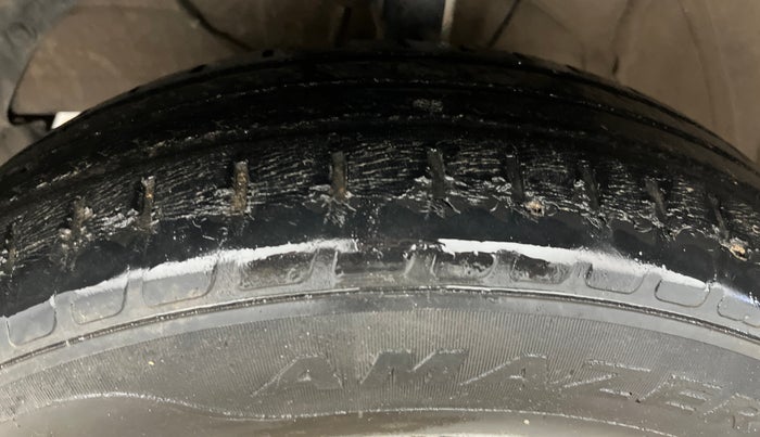 2018 Maruti Swift VXI, Petrol, Manual, 49,669 km, Left Front Tyre Tread
