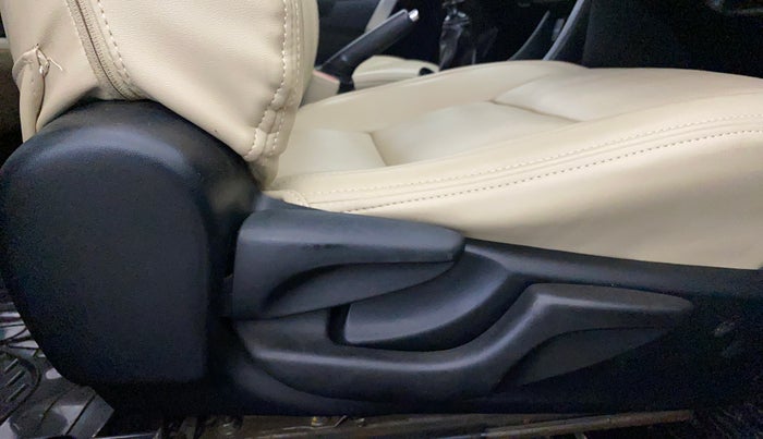 2016 Toyota Corolla Altis G PETROL, Petrol, Manual, 85,161 km, Driver Side Adjustment Panel