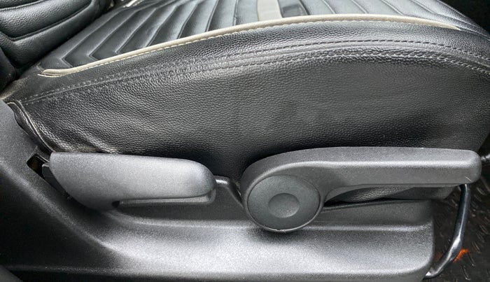 2018 Maruti Vitara Brezza ZDI + AMT, Diesel, Automatic, 89,994 km, Driver Side Adjustment Panel