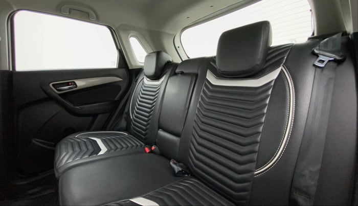 2018 Maruti Vitara Brezza ZDI + AMT, Diesel, Automatic, 89,994 km, Right Side Rear Door Cabin
