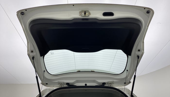2018 Maruti Vitara Brezza ZDI + AMT, Diesel, Automatic, 89,994 km, Boot Door Open