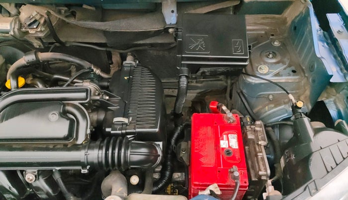 2017 Renault Kwid CLIMBER 1.0 AMT, Petrol, Automatic, 86,070 km, Engine View - Left