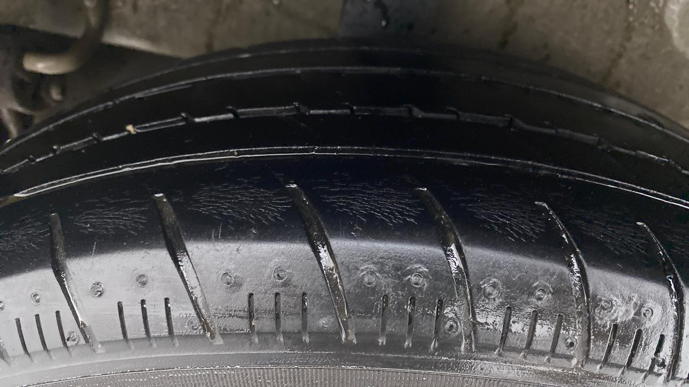 2019 Maruti Celerio ZXI, CNG, Manual, 50,436 km, Right Rear Tyre Tread
