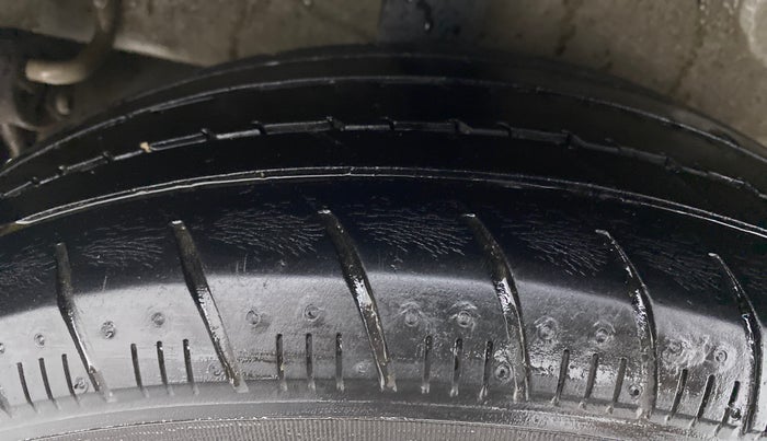2019 Maruti Celerio ZXI, CNG, Manual, 50,436 km, Right Rear Tyre Tread