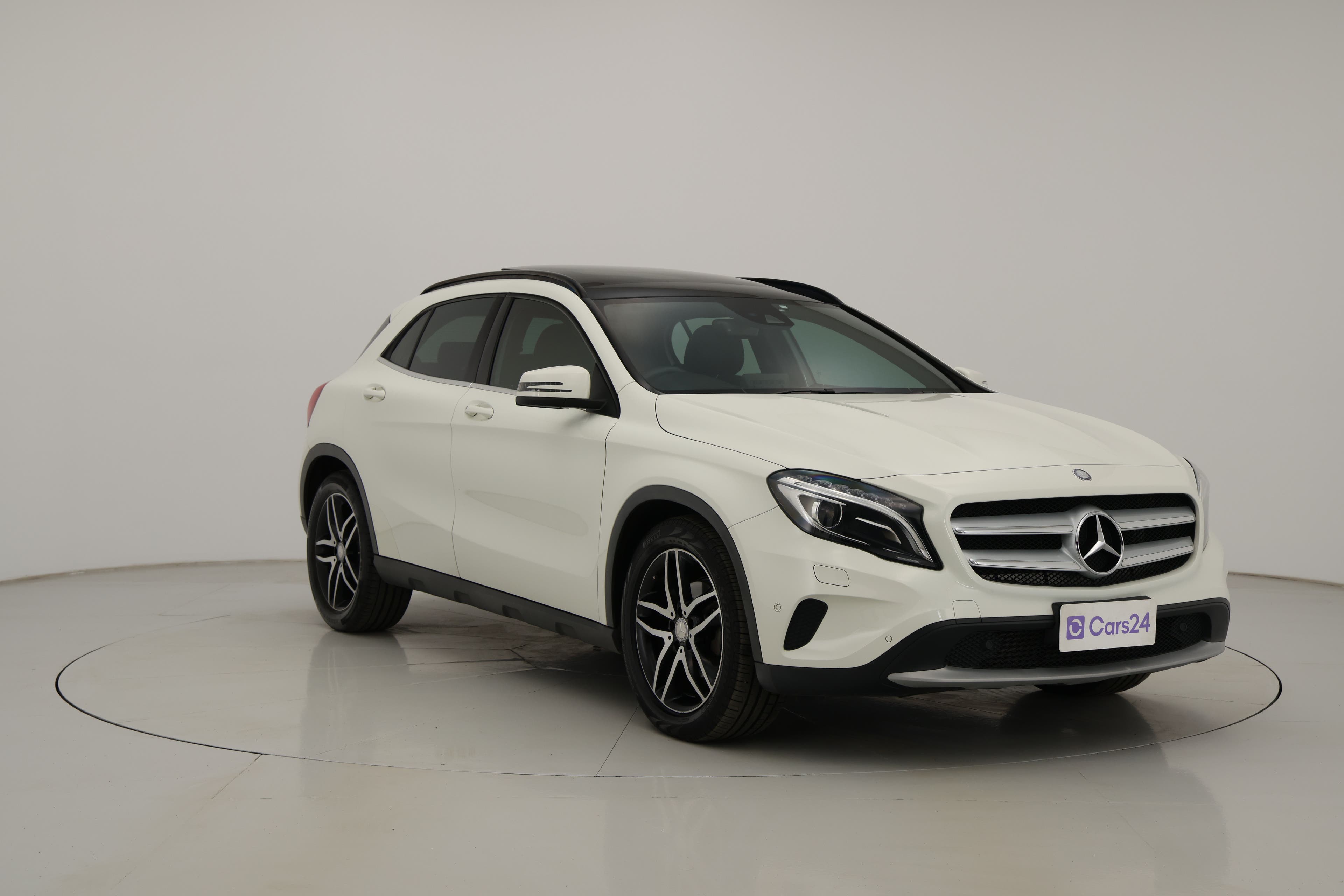Mercedes-benz GLA image