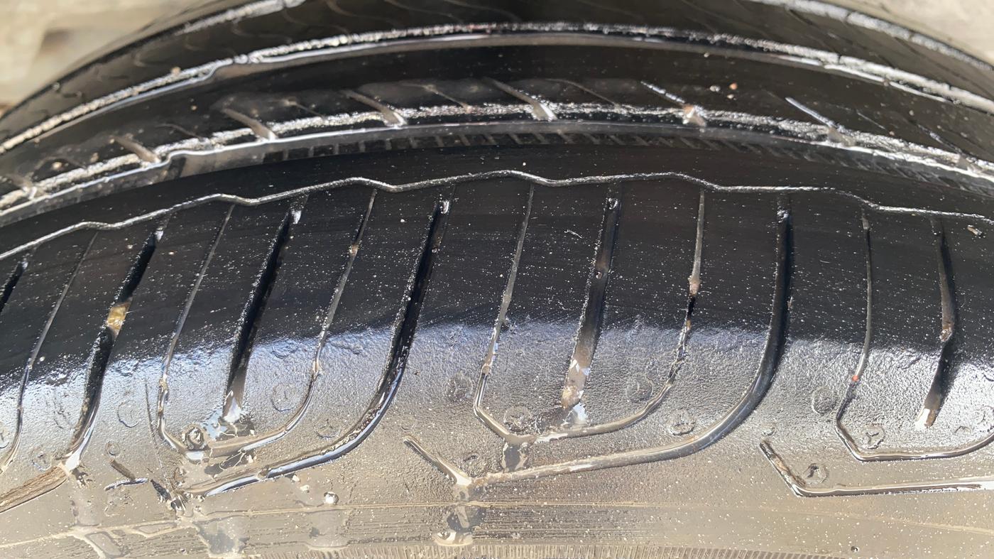 2018 Toyota YARIS V CVT, Petrol, Automatic, 59,425 km, Right Rear Tyre Tread