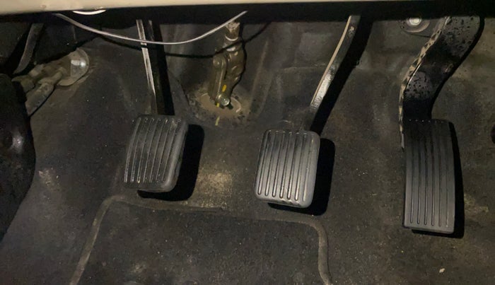 2019 Hyundai NEW SANTRO ERA, Petrol, Manual, 70,997 km, Pedals