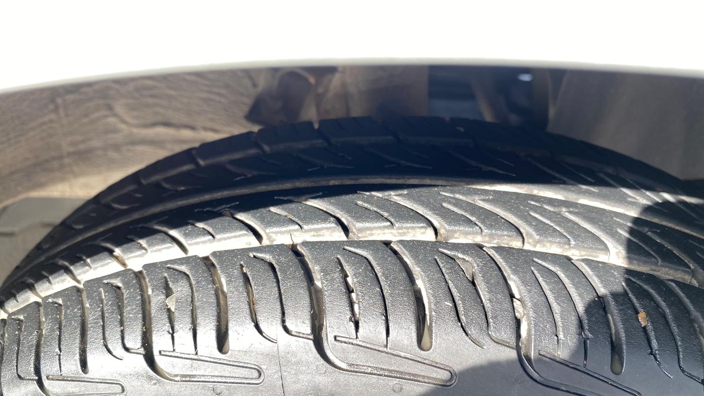 2017 Tata Nano TWIST XTA, Petrol, Automatic, 25,124 km, Right Front Tyre Tread