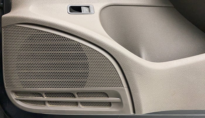 2011 Volkswagen Vento HIGHLINE PETROL, Petrol, Manual, 16,963 km, Speaker