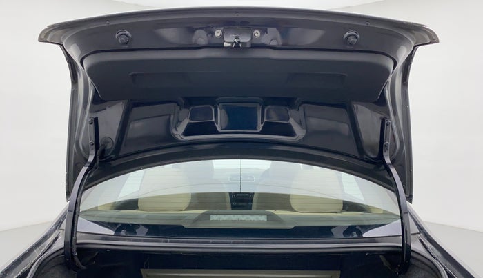 2011 Volkswagen Vento HIGHLINE PETROL, Petrol, Manual, 16,963 km, Boot Door Open