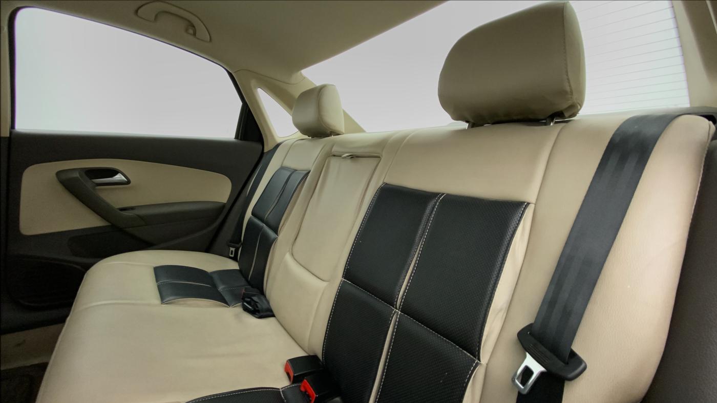 2011 Volkswagen Vento HIGHLINE PETROL, Petrol, Manual, 16,963 km, Right Side Rear Door Cabin