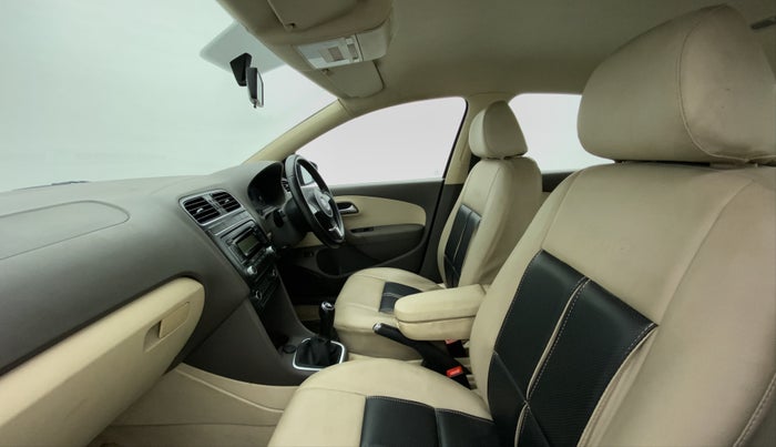 2011 Volkswagen Vento HIGHLINE PETROL, Petrol, Manual, 16,963 km, Right Side Front Door Cabin