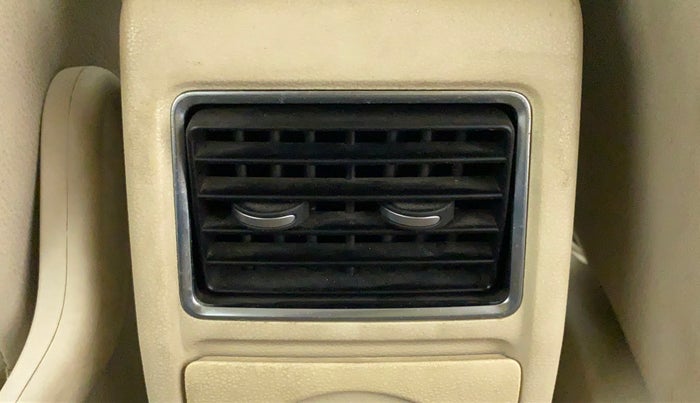 2011 Volkswagen Vento HIGHLINE PETROL, Petrol, Manual, 16,963 km, Rear AC Vents