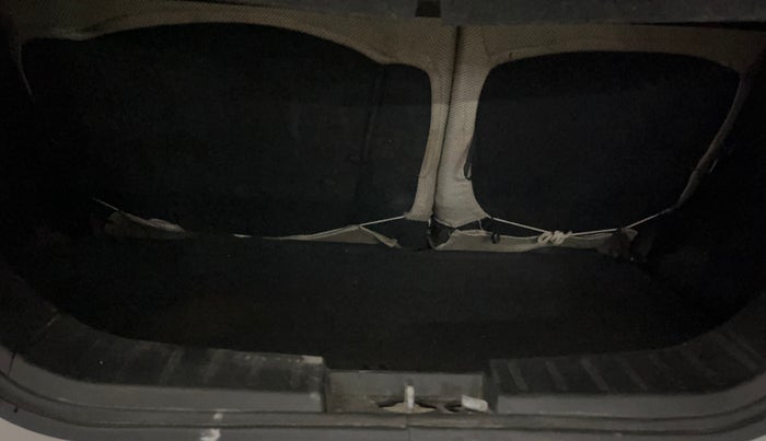 2014 Maruti Wagon R 1.0 VXI, Petrol, Manual, 48,418 km, Boot Inside