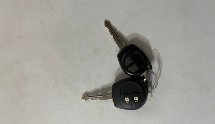 2014 Maruti Wagon R 1.0 VXI, Petrol, Manual, 48,418 km, Key Close Up