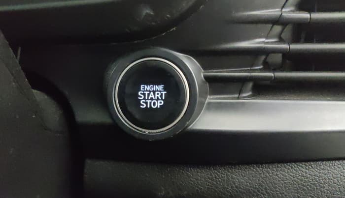 2022 Hyundai NEW I20 ASTA (O) 1.2 AT, Petrol, Automatic, 38,553 km, Keyless Start/ Stop Button