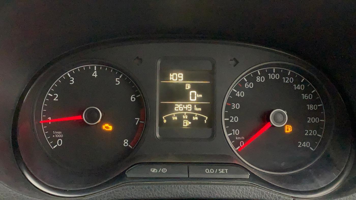 2014 Volkswagen Polo COMFORTLINE 1.2L, CNG, Manual, 27,968 km, Odometer Image