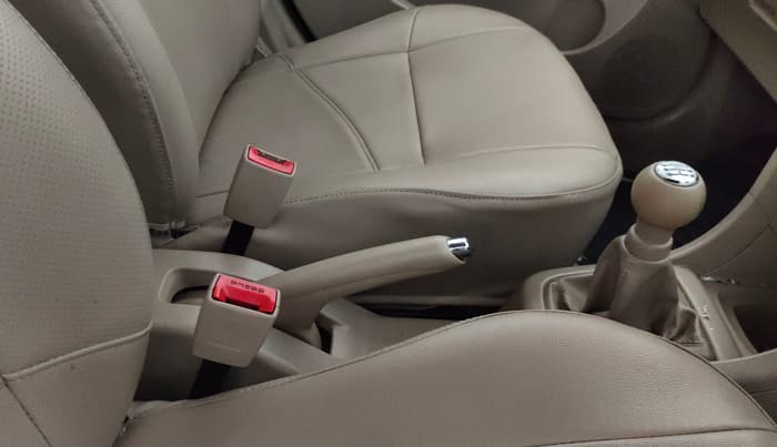 2013 Maruti Swift Dzire VXI, Petrol, Manual, 71,083 km, Gear Lever