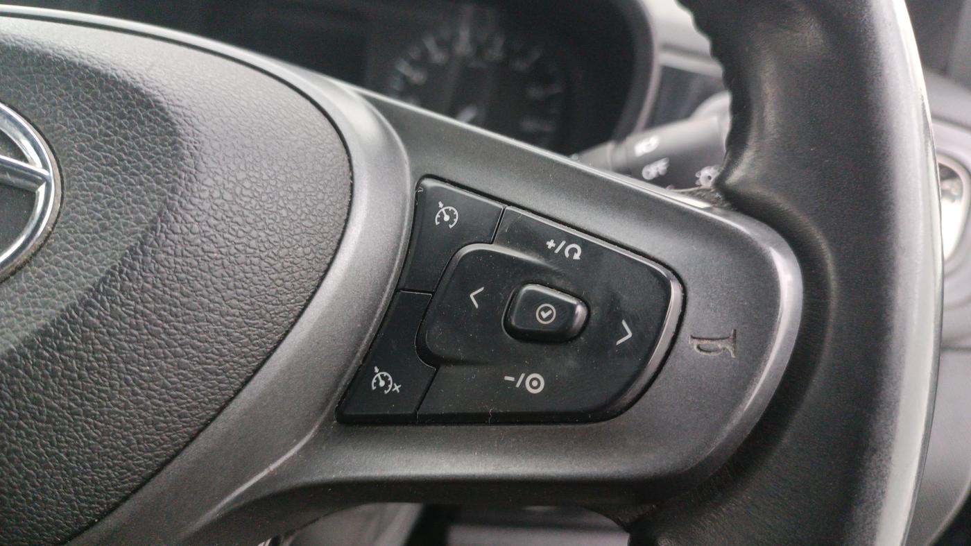 2021 Tata ALTROZ XZ PLUS PETROL DARK EDITION, Petrol, Manual, 56,804 km, Adaptive Cruise Control