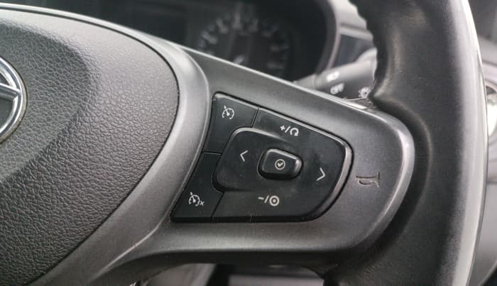 2021 Tata ALTROZ XZ PLUS PETROL DARK EDITION, Petrol, Manual, 56,804 km, Adaptive Cruise Control