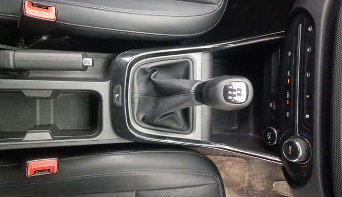 2021 Tata ALTROZ XZ PLUS PETROL DARK EDITION, Petrol, Manual, 56,804 km, Gear Lever