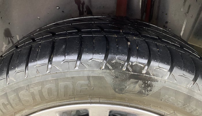 2018 Maruti Ciaz ALPHA  AT 1.4  PETROL, Petrol, Automatic, 74,123 km, Left Rear Tyre Tread