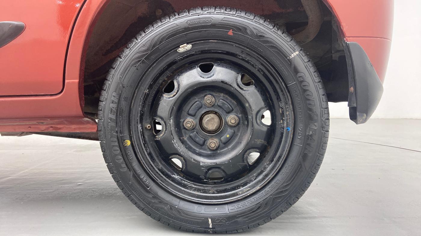 2011 Maruti Alto K10 VXI P, Petrol, Manual, 58,071 km, Left Rear Wheel