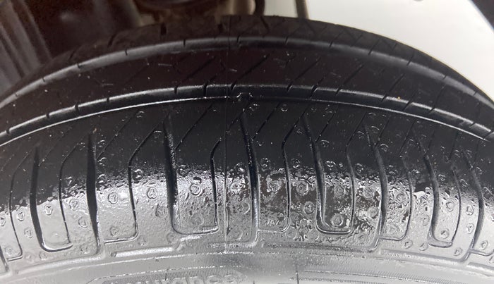 2011 Maruti Alto K10 VXI P, Petrol, Manual, 58,071 km, Left Rear Tyre Tread