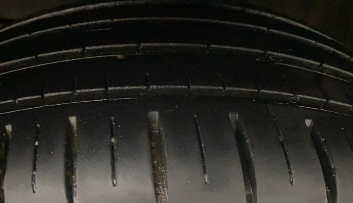 2024 Maruti Baleno ZETA PETROL 1.2, Petrol, Manual, 10,455 km, Left Front Tyre Tread