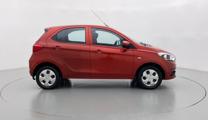 2017 Tata Tiago XT 1.05 REVOTORQ, Diesel, Manual, 92,134 km, Right Side