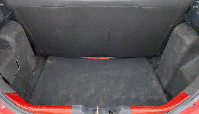 2017 Tata Tiago XT 1.05 REVOTORQ, Diesel, Manual, 92,134 km, Boot Inside