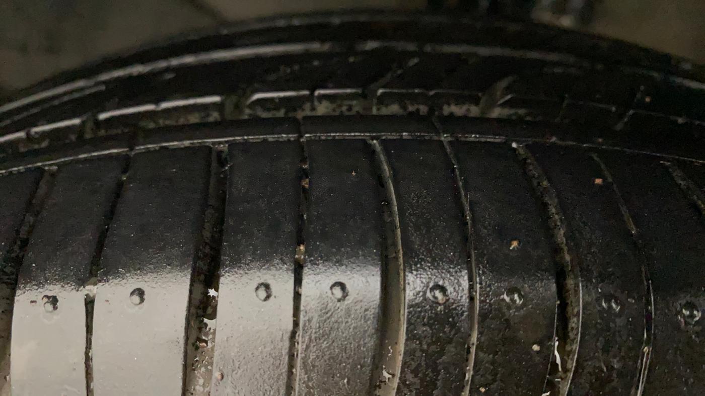 2013 Honda Brio S MT, Petrol, Manual, 75,335 km, Left Front Tyre Tread