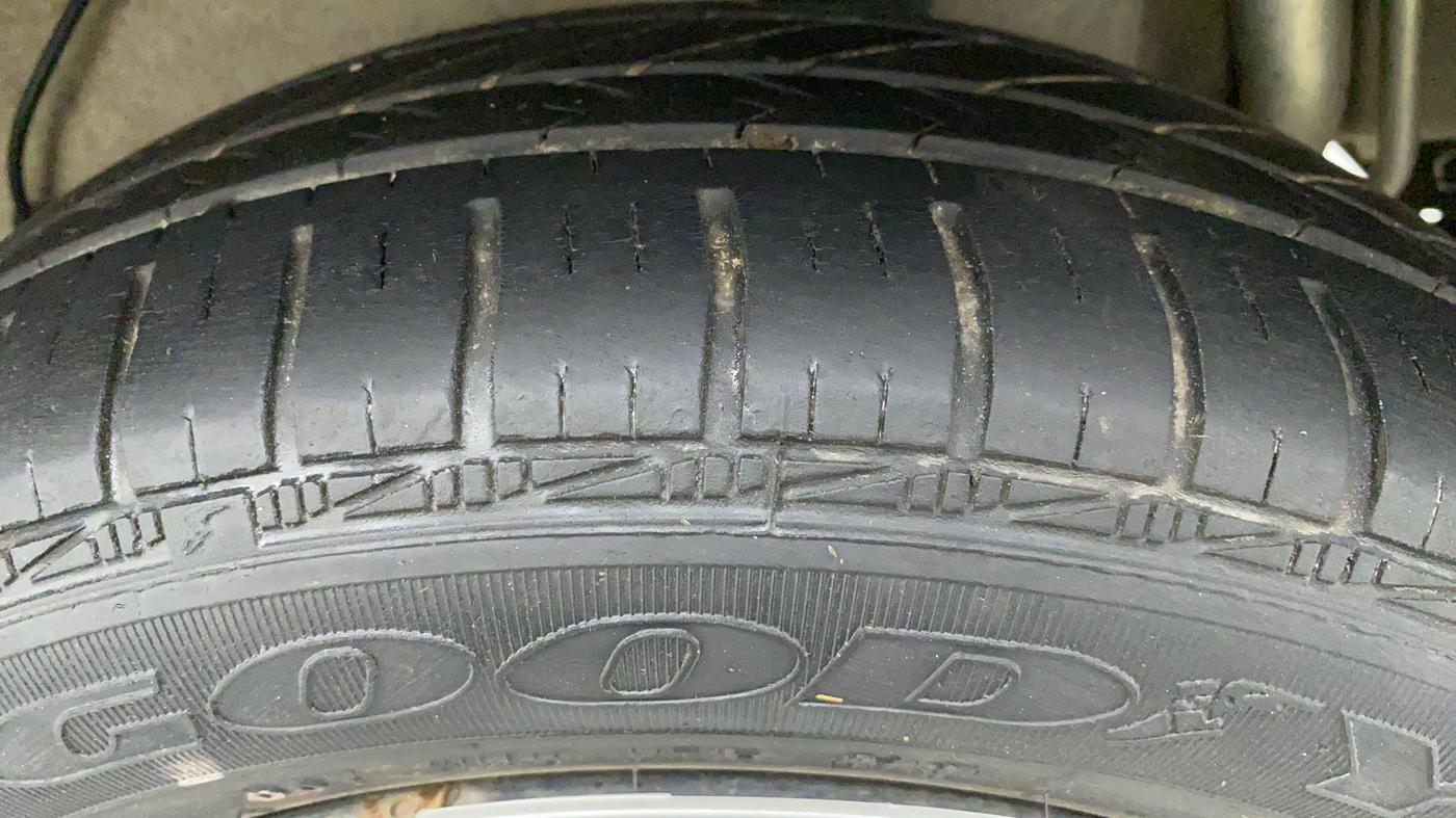 2019 Maruti Celerio VXI d, Petrol, Manual, 22,199 km, Left Rear Tyre Tread