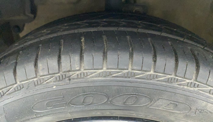 2019 Maruti Celerio VXI d, Petrol, Manual, 22,199 km, Left Front Tyre Tread