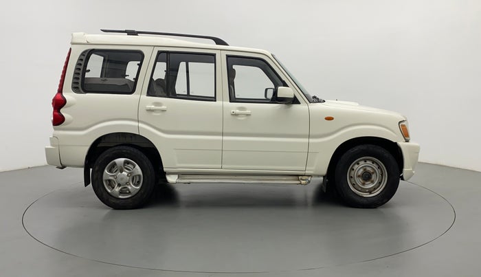 2012 Mahindra Scorpio LX BS III, Diesel, Manual, 84,884 km, Right Side