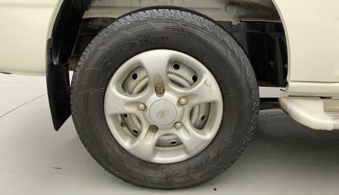 2012 Mahindra Scorpio LX BS III, Diesel, Manual, 84,884 km, Right Rear Wheel