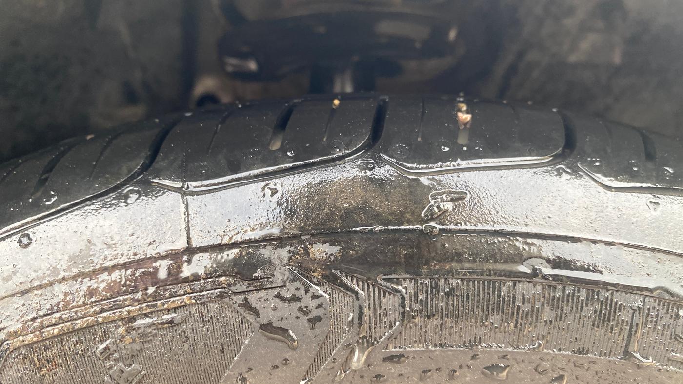 2021 Tata ALTROZ XT PETROL, Petrol, Manual, 36,994 km, Right Front Tyre Tread