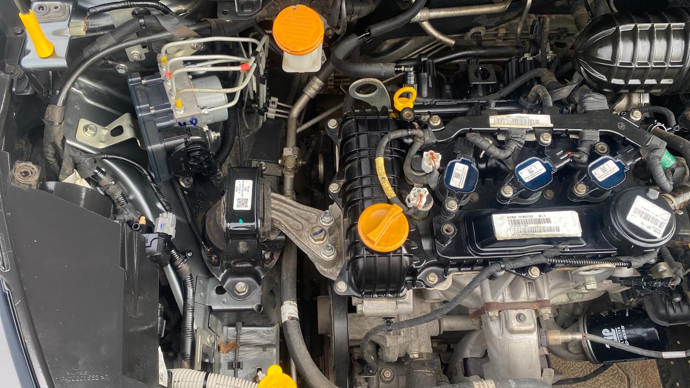 2021 Tata ALTROZ XT PETROL, Petrol, Manual, 36,994 km, Engine View - Right