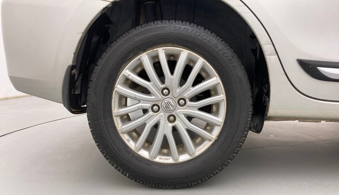 2017 Maruti Dzire ZXI AMT, Petrol, Automatic, 35,417 km, Right Rear Wheel