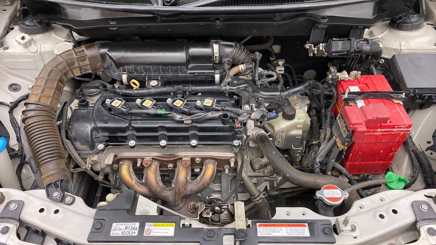 2017 Maruti Dzire ZXI AMT, Petrol, Automatic, 35,417 km, Open Bonet