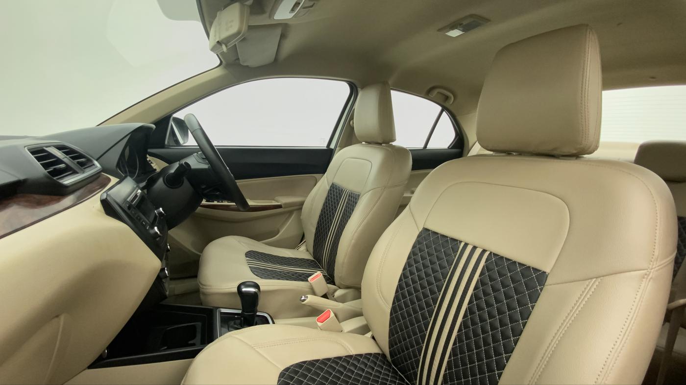 2017 Maruti Dzire ZXI AMT, Petrol, Automatic, 35,417 km, Right Side Front Door Cabin