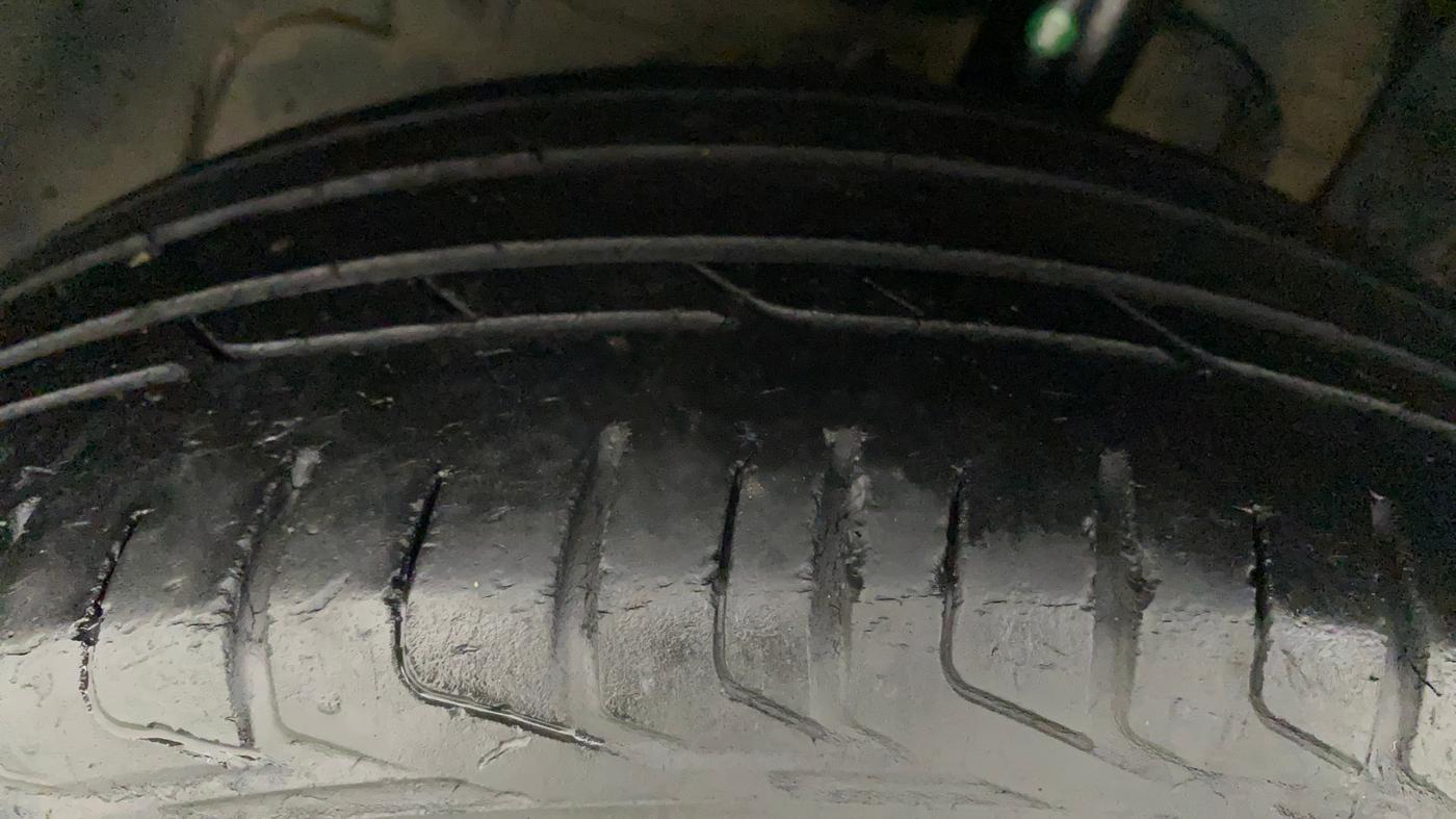 2020 Tata NEXON XZ PLUS PETROL, Petrol, Manual, 62,836 km, Left Front Tyre Tread