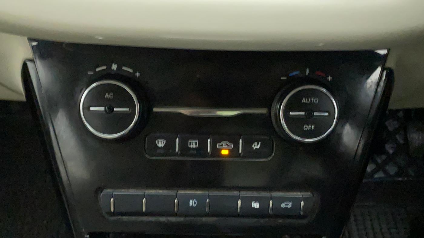 2020 Tata NEXON XZ PLUS PETROL, Petrol, Manual, 62,836 km, Automatic Climate Control