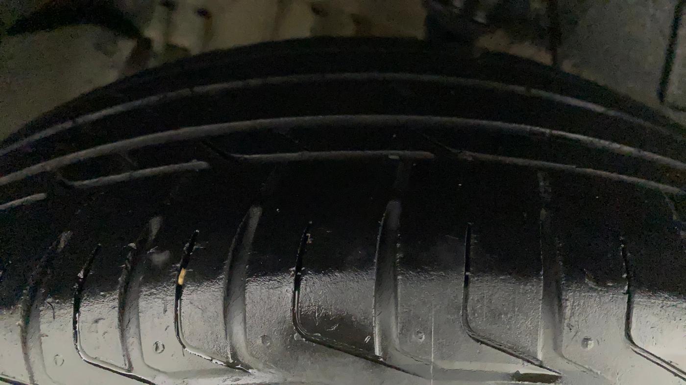 2020 Tata NEXON XZ PLUS PETROL, Petrol, Manual, 62,836 km, Right Rear Tyre Tread