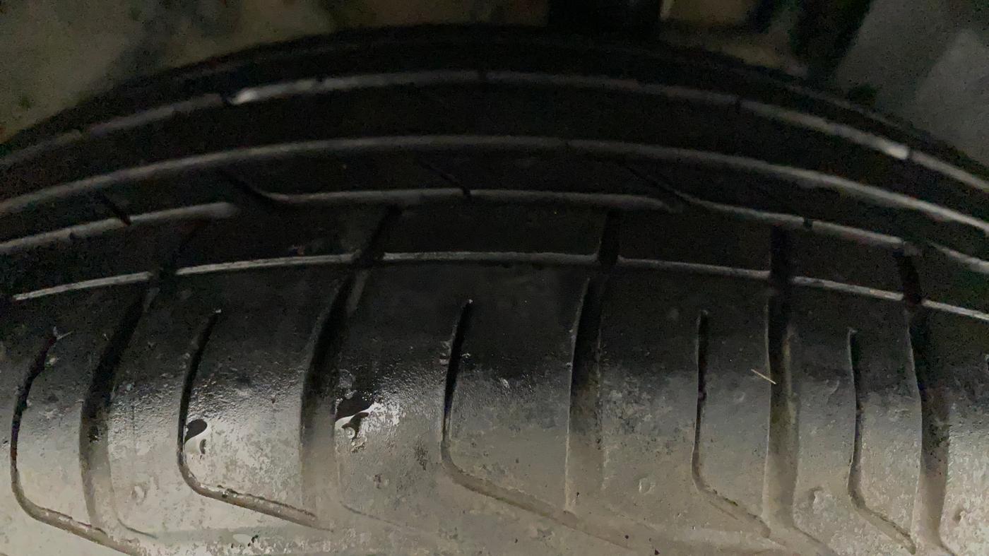 2020 Tata NEXON XZ PLUS PETROL, Petrol, Manual, 62,836 km, Right Front Tyre Tread