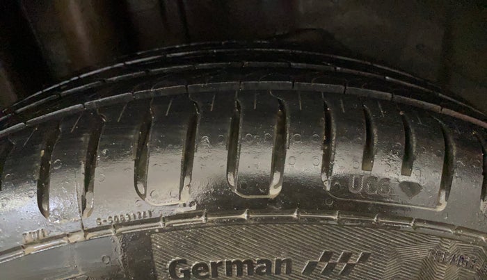 2015 Ford Figo Aspire TREND 1.2 PETROL, Petrol, Manual, 45,957 km, Right Rear Tyre Tread