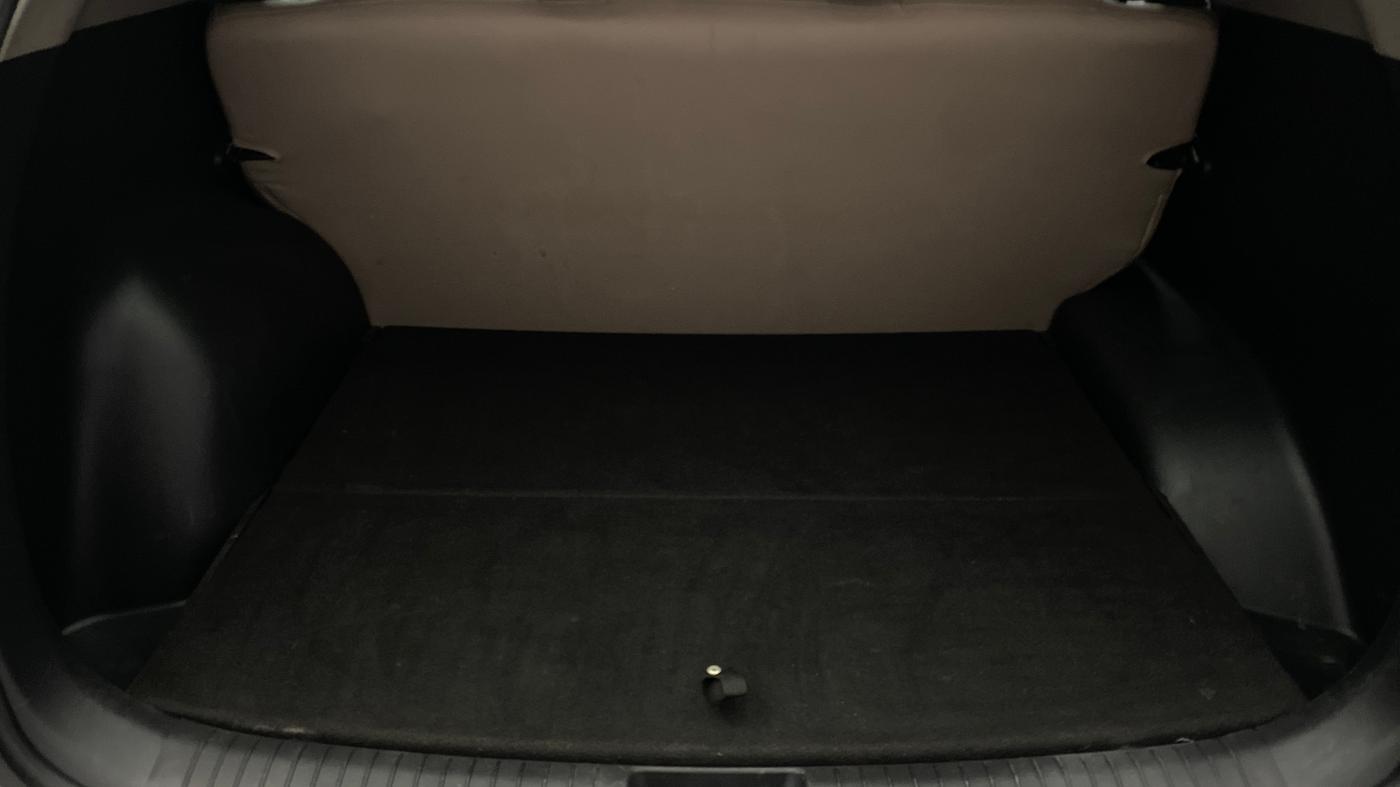 2015 Hyundai Creta BASE 1.6 PETROL, Petrol, Manual, 50,019 km, Boot Inside