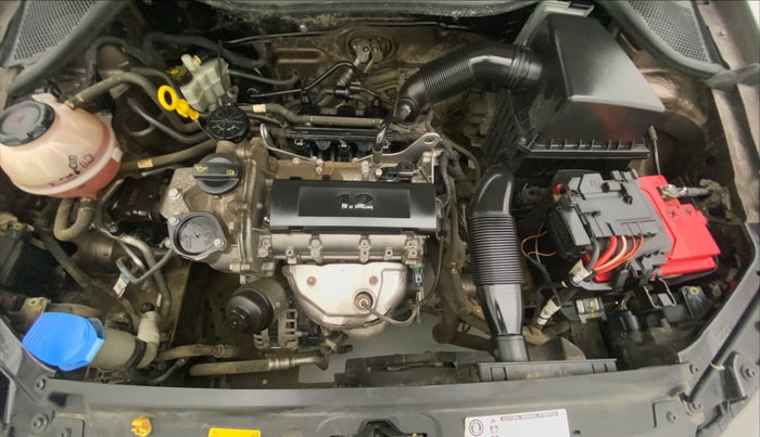 2017 Volkswagen Polo HIGHLINE1.2L, Petrol, Manual, 54,287 km, Open Bonet