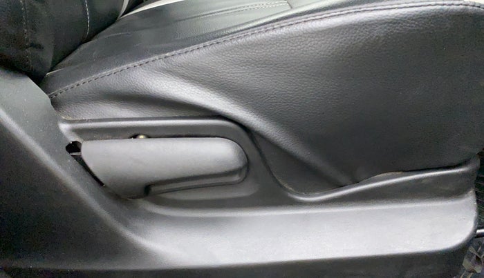 2012 Maruti Swift VXI D, Petrol, Manual, 74,741 km, Driver Side Adjustment Panel
